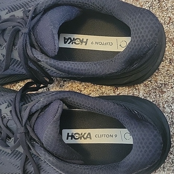 Hoka Clifton 9 Black Athletic Shoes - Picture 5 of 7